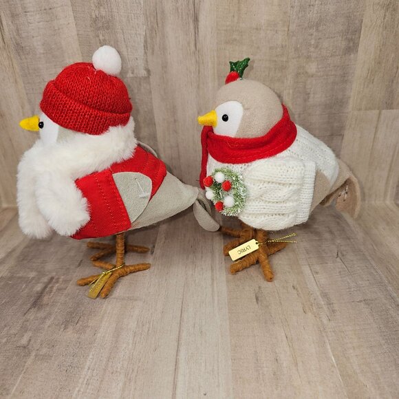 Target Birds 2021 Lyric Nippy Holiday Christmas Snowbirds Wreath Sled - Picture 2 of 5